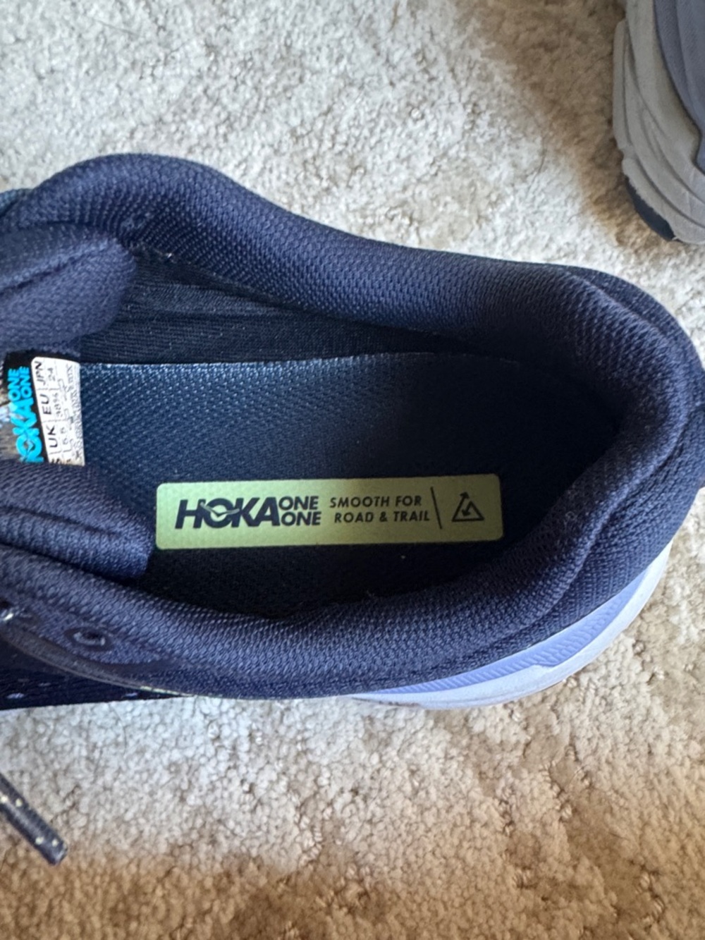 Hoka Women’s Navy and Light Blue Challenger ATR size 7 - Picture 3 of 5